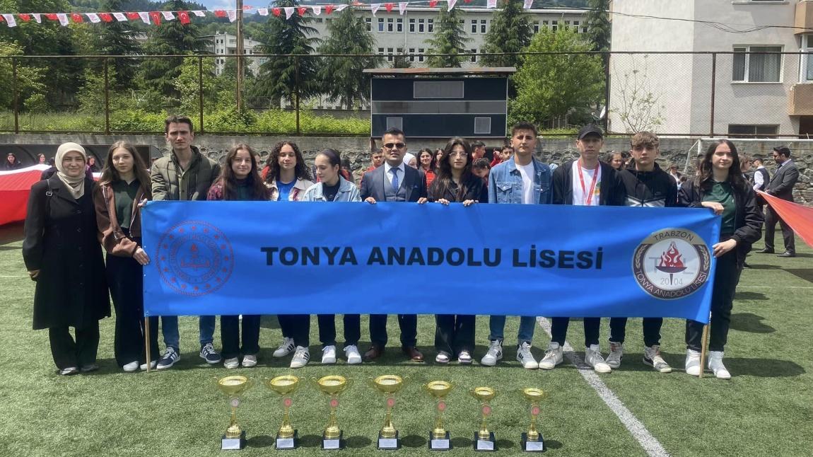 19 Mayıs Atatürk’ü Anma, Gençlik Spor Bayramı Kupa ve Madalyalarımız